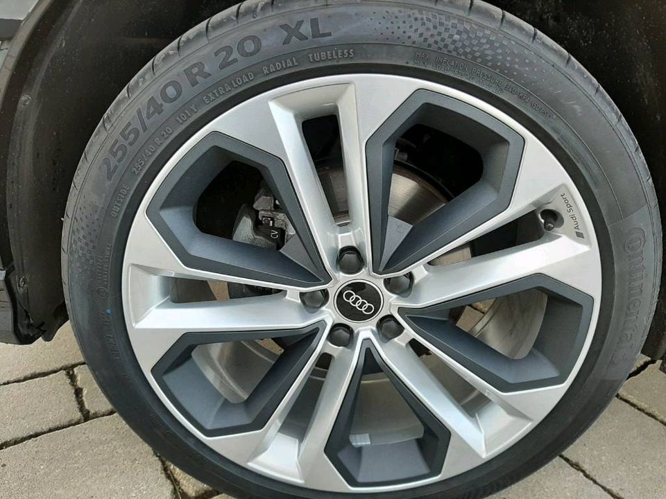 Audi Q3 35TDI 2xS line S-tronic AHK  20"SR Navi WR SONOS in Großmehring