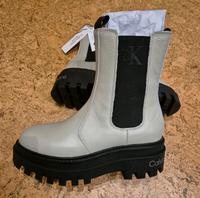 ### Neue Calvin Klein Boots, Gr. 40 ### Niedersachsen - Spelle Vorschau