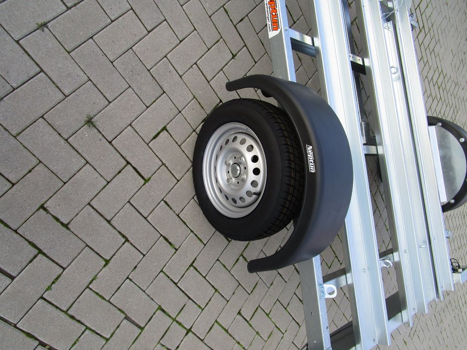 3er Motorradtrailer 750 KG, 100 Km, Neptun, GN 202 in Syke