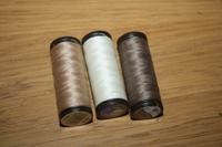 3 Rl, Nylon-Nähgarn, ver. Farben, 4,00 Euro Nordrhein-Westfalen - Kleve Vorschau
