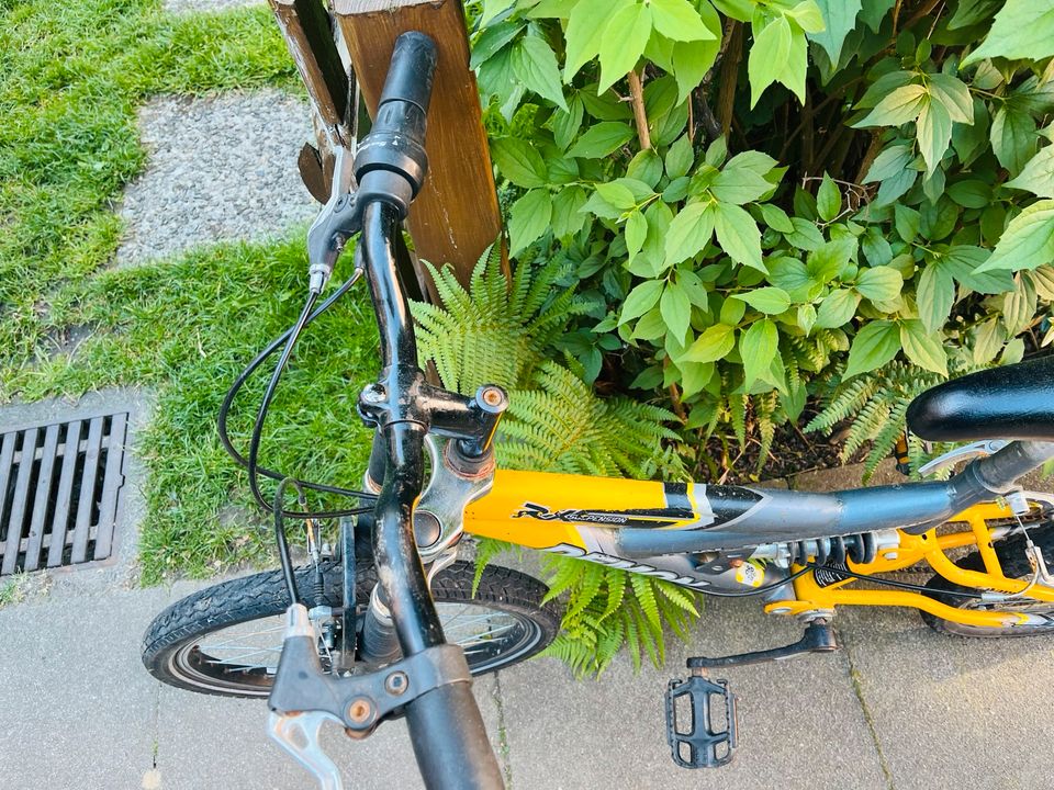 Mountainbike/ Fahrrad für Jungen 20 Zoll in Hamburg