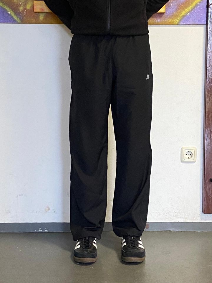 Adidas Climate Trackpants M schwarz in Lampertswalde bei Großenhain