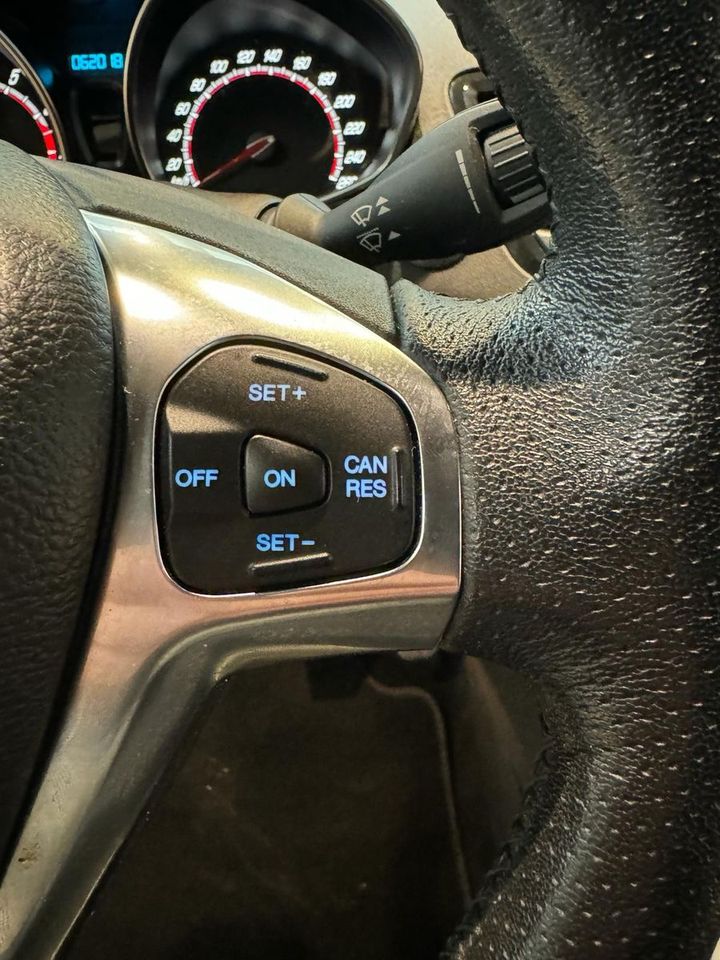 Ford Fiesta ST Navi Kamera Leder Recaro Tempo Xenon in Husum