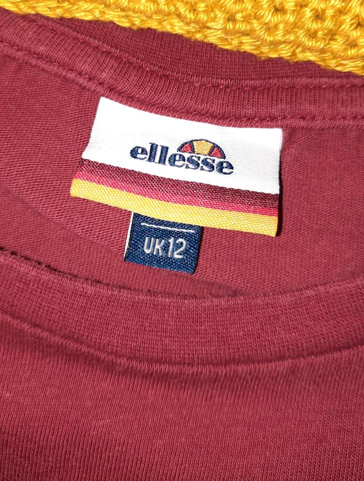 ellesse T-Shirt Casual look weinrot Gr. 40 ⭕️ sehr gut erhalten in Eberdingen