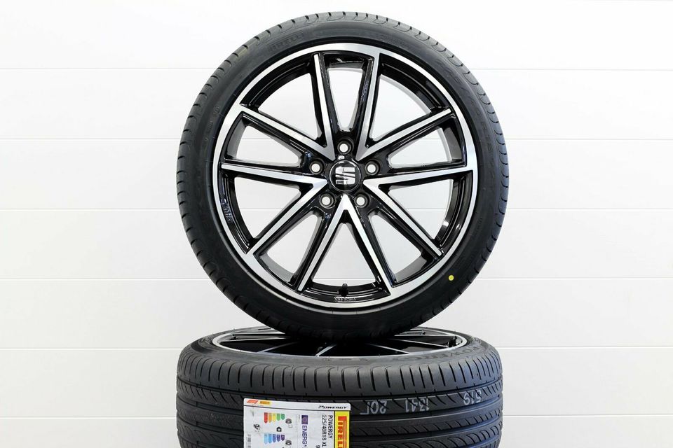 NEU Seat 18 Zoll Alufelgen Leon 5F Cupra KL Pirelli Sommerreifen in Rhaunen