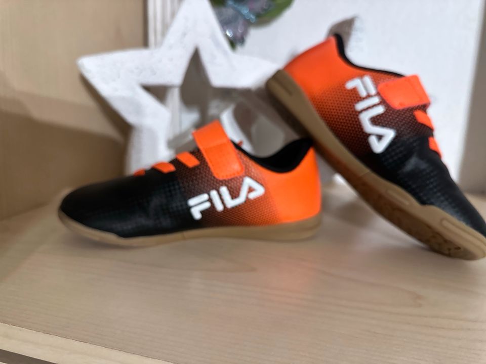 Fila Fußball Schuhe Sneaker Größe 29 in Möser