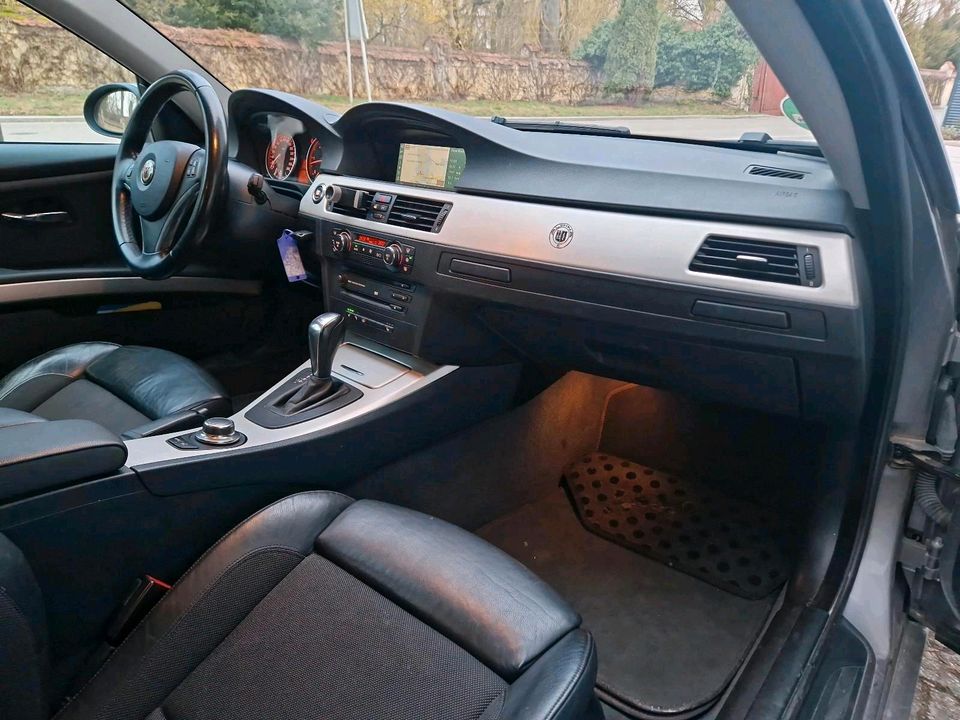 BMW E92  3.0d Coupe Megavollausstattung Alpina D3 in Stadtbergen