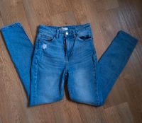 H&M Ripped Jeans Niedersachsen - Uplengen Vorschau