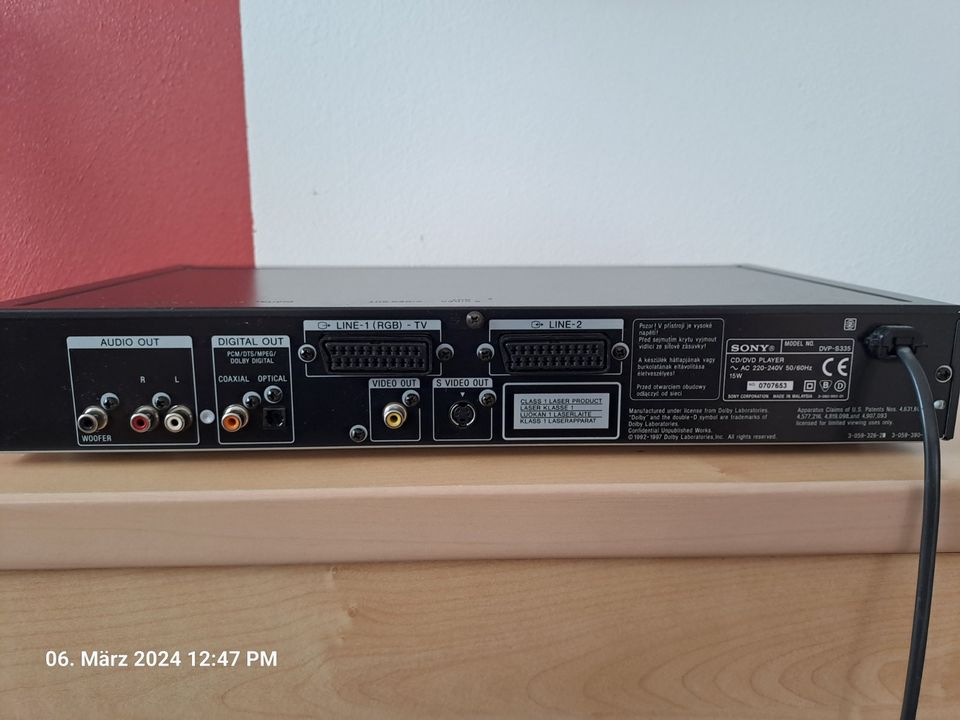 Sony DVP-S335 CD/DVD/VCD Player mit original Fernbedienung in Driedorf