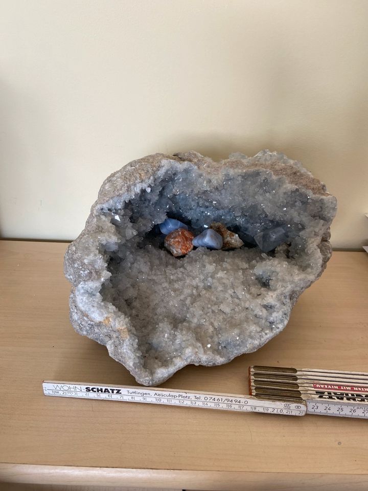 Schöne Quartz Kristalldruse in Emmendingen