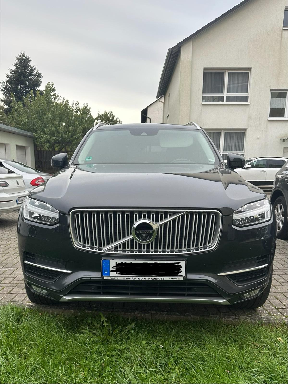 Abbildung des Autos Volvo XC90 Inscription A…