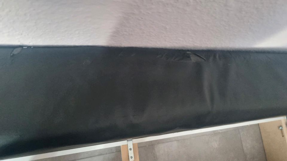 Couch - Schlafsofa in Brünn bei Eisfeld