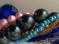 Schöne dicke Hals-Kette mehrere Perlen-Stränge viele Farben Rheinland-Pfalz - Vallendar Vorschau