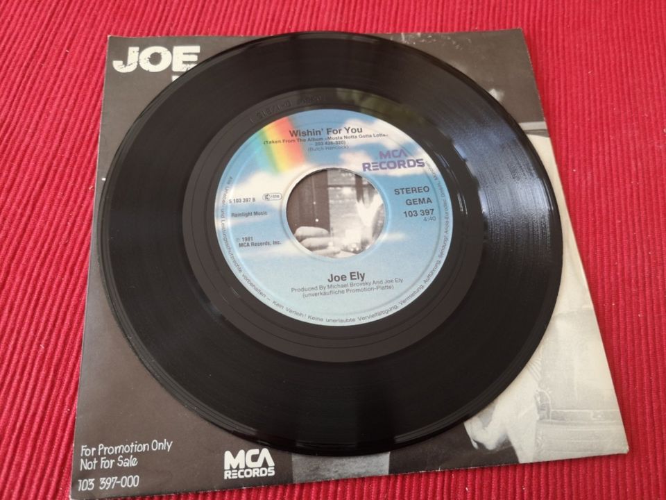 JOE ELY - Dallas  Vinyl 7" in Berlin