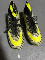 Nike Fußballschuhe Stollen Gr 42 Hessen - Runkel Vorschau