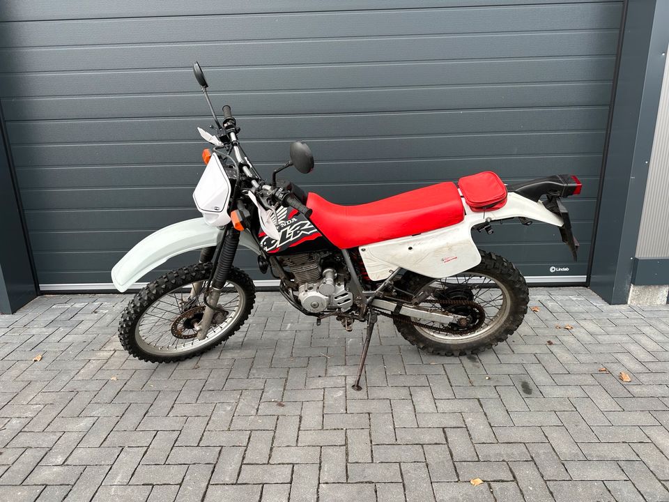 Honda 125 XLR (JD 16) in Eckernförde