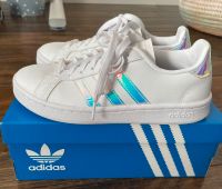 Adidas Sneaker in Gr. 35 wie Neu! Nordrhein-Westfalen - Moers Vorschau