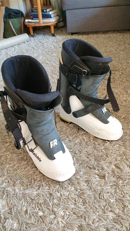 Raichle Snowboard Hardboots Gr. 40 in Rosenheim