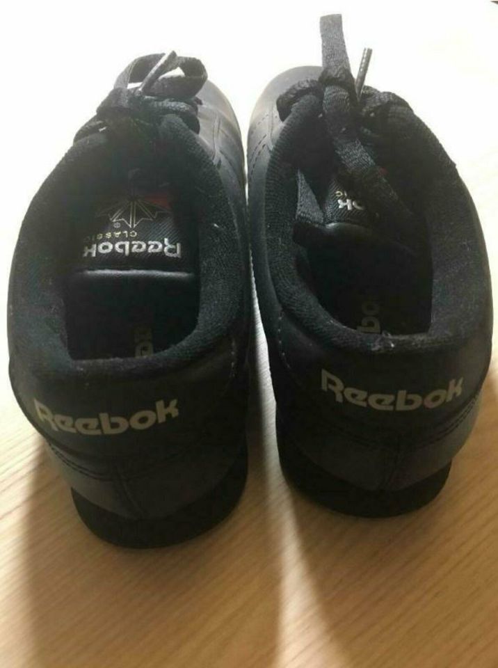 Reebok Sneaker Damen neuwertig in Ulm