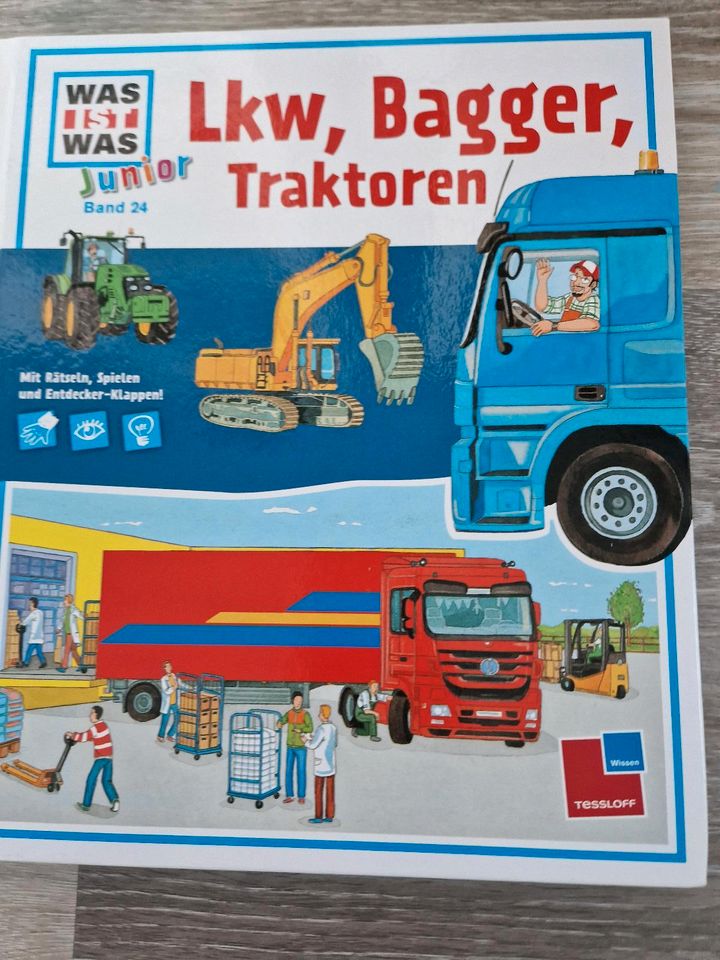 Was ist was * LkW, Bagger, Traktoren * wie neu in Winsen (Luhe)