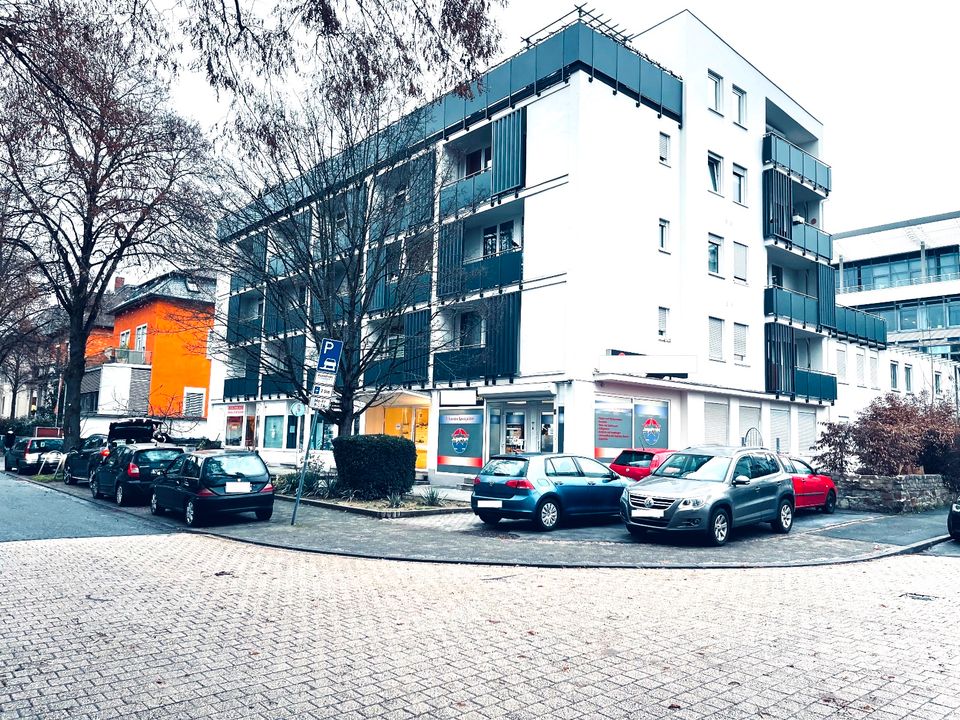 Gepflegtes Apartment mit Balkon in Bahnhofsnähe von Wiesbaden in Wiesbaden