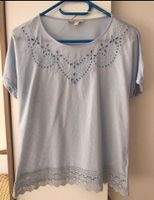 Esprit T-Shirt Shirt hellblau mit spitze gr 38 neu Hessen - Wiesbaden Vorschau