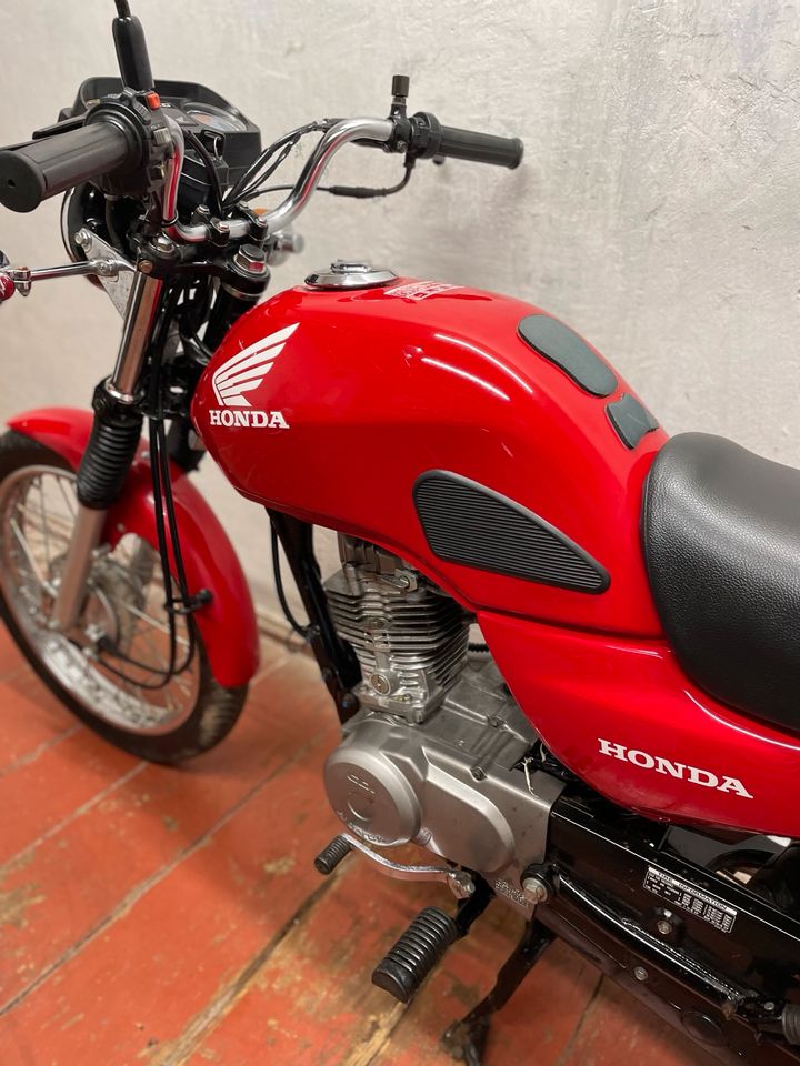 Honda CG 125 A1 Papiere TÜV Bereit Service Original Motorrad in Werdau