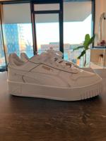 PUMA Sneaker weiß in Gr. 39 Hamburg - Altona Vorschau