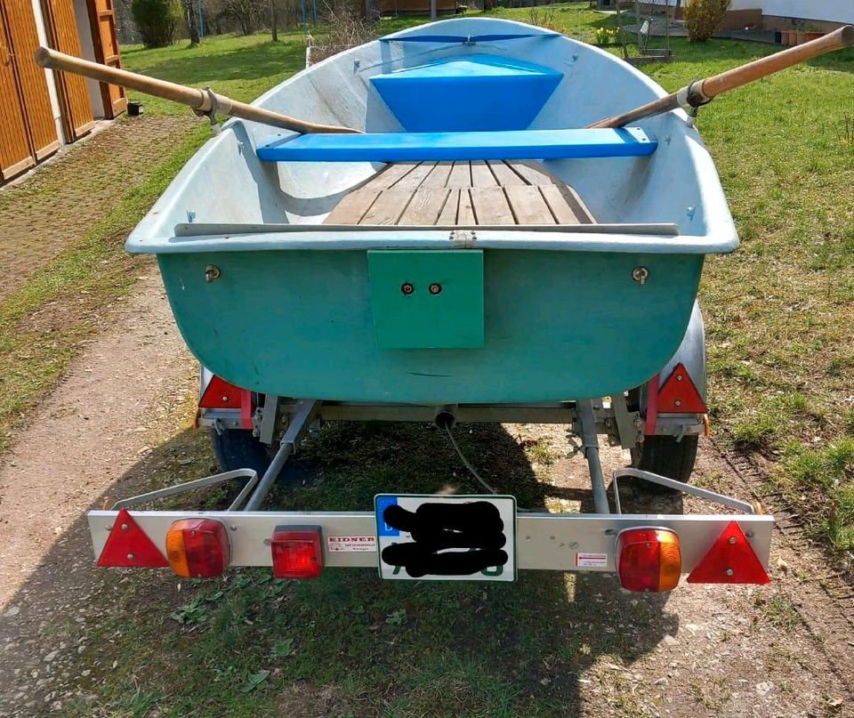 Angel und Ruderboot mit Trailer in Jena