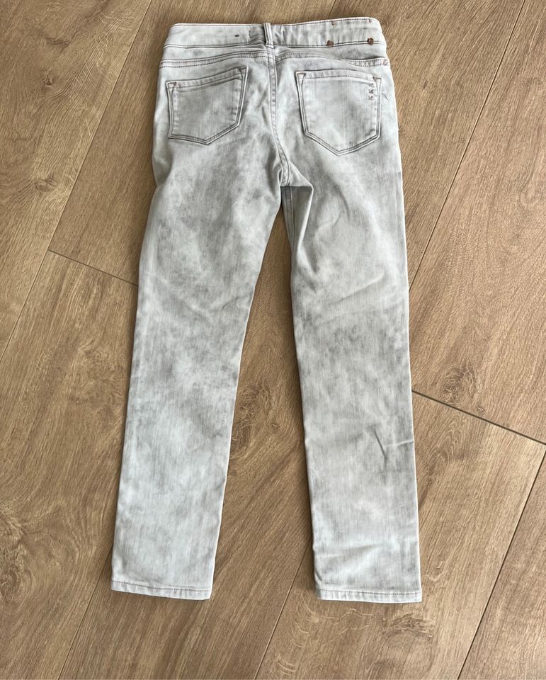 Frühjahrs-Set Scotch & Soda Jeans, Esprit Bluse 128/134 in Herscheid