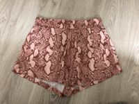 H&M kurze Hose Shorts Schlangenmuster rosa rot Größe 36 Baden-Württemberg - Göppingen Vorschau