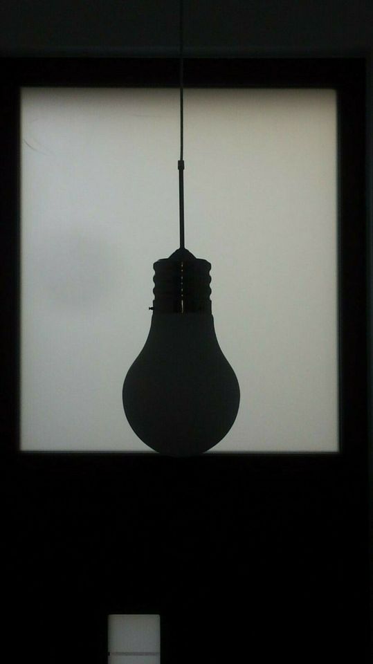 Deckenlampe - Hängelampe - Glühbirnenform - Desingnerstück in Puchheim