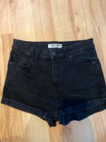 Schwarze kurze Hose/Shorts/hotpants Damen Tall Weijl Gr. 38 Niedersachsen - Osteel Vorschau