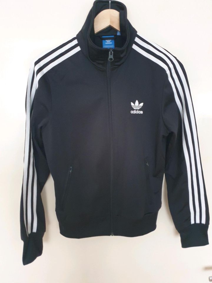 Adidas Oldschool Trainingsjacke [Farbe: Schwarz/Größe: 36] in Düsseldorf