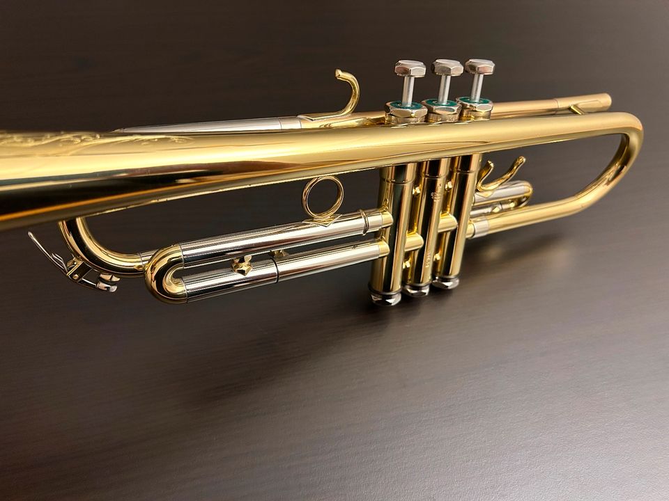 B Trompete Schilke HC1 S NEUWERTIG Trumpet Messingbecher in München