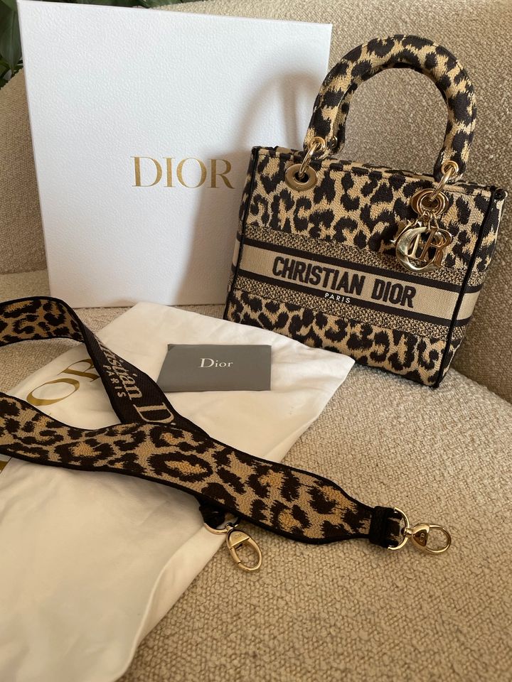 Original Dior Lady D-Lite Tasche Leopard medium Fullset NP4700€ in  Nordrhein-Westfalen - Haltern am See | eBay Kleinanzeigen ist jetzt  Kleinanzeigen