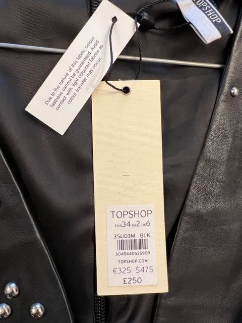 Top Shop Lederkleid Sterne Nieten schwarz mini 34 Hingucker in Frankfurt am Main