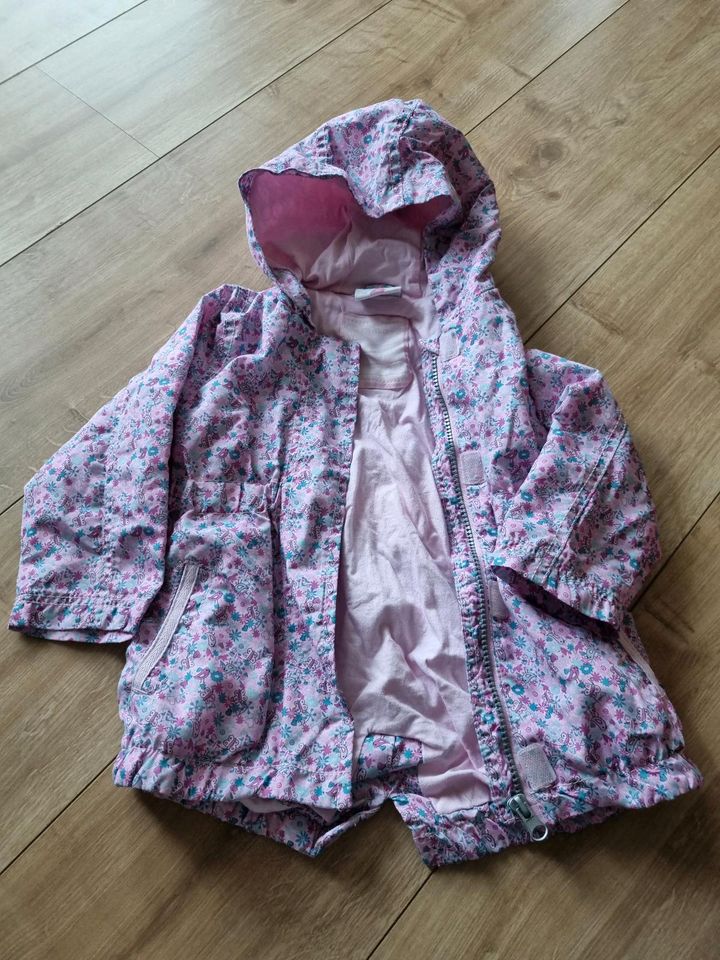 Mädchen Jacke 92 in Bockau