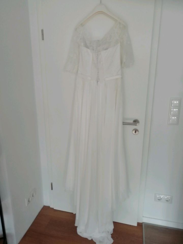 Hochzeitskleid Brautkleid 42 in Regensburg