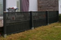 Zaun Sichtschutzelement Terrasse grau Holz mit Pfeilern Bayern - Aurachtal Vorschau