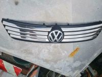 VW Passat 3B Frontgrill Kühlergrill Grill vorne 3B0853653C Baden-Württemberg - Ostrach Vorschau