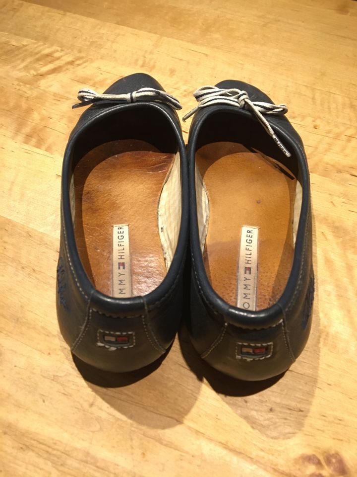 Tommy Hilfiger Ballerinas / Schuhe/ Sommerschuhe - Gr. 37 in Nienstädt