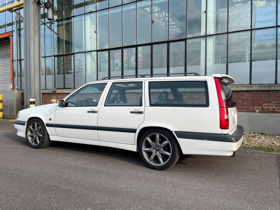 Volvo 850 R white! (no T-5R) in Köln