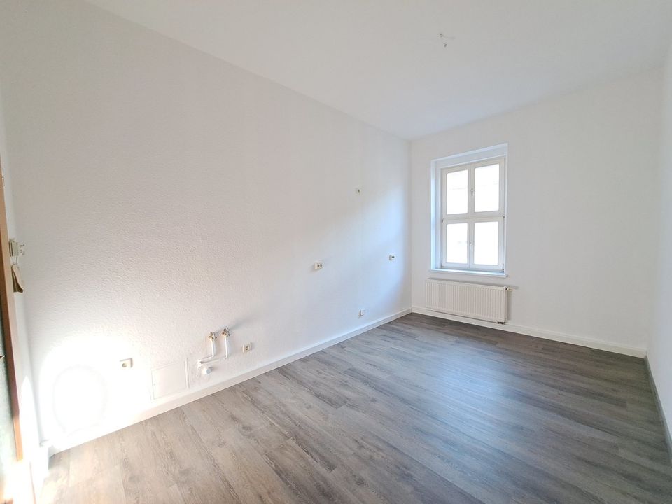 Sanierte 2-Raum-Wohnung in zentraler Lage Freibergs zu vermieten! in Freiberg