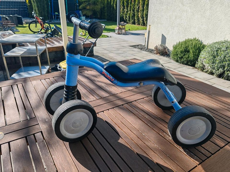 Puky Pukylino Retro Blue * Kinder Roller Auto Fahrrad Laufrad in Rüsselsheim