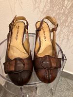 AIRSTEP SLINGPUMPS Slingback braun Leder Gr 38 Antiklook Bayern - Velden Vorschau