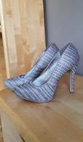 High Heels mit Glitzersteinen und Nieten 37/38 (neuwertig Bayern - Neukirchen a Teisenberg Vorschau