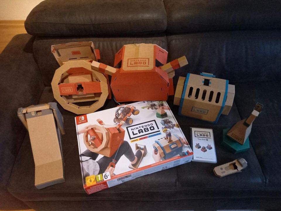 Nintendo Switch Labo Vehicle-Set/Fahrzeug-Set in Petershagen