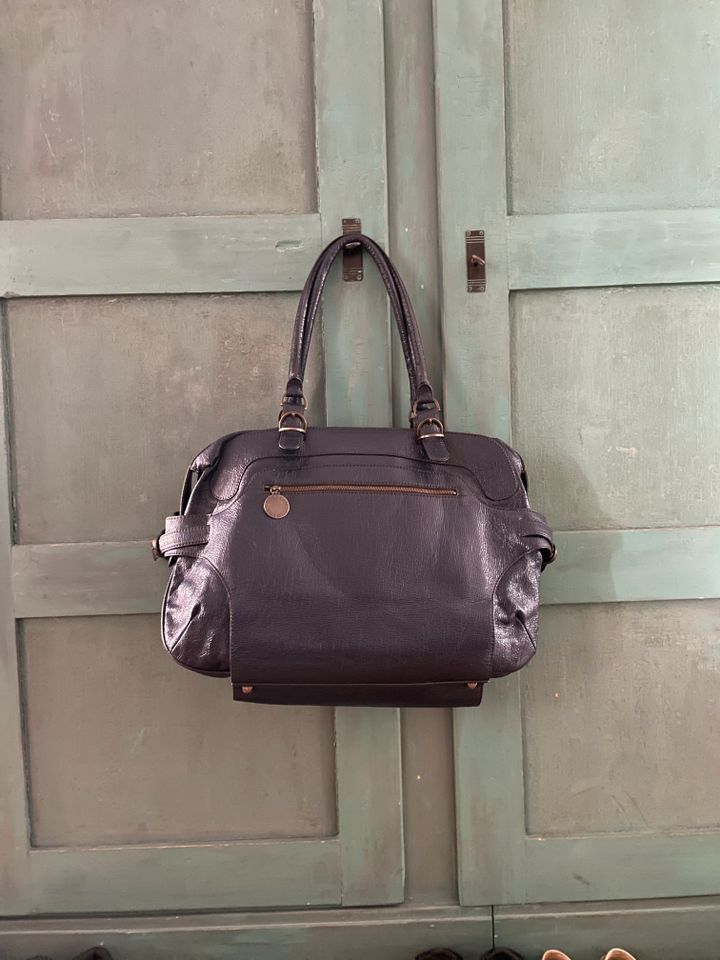 Original Stella McCartney Weekender aus veganem Leder wie NEU in München