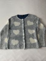 Strickjacke von ZWILLINGSHERZ Größe 38/40 Hamburg Barmbek - Hamburg Barmbek-Süd  Vorschau